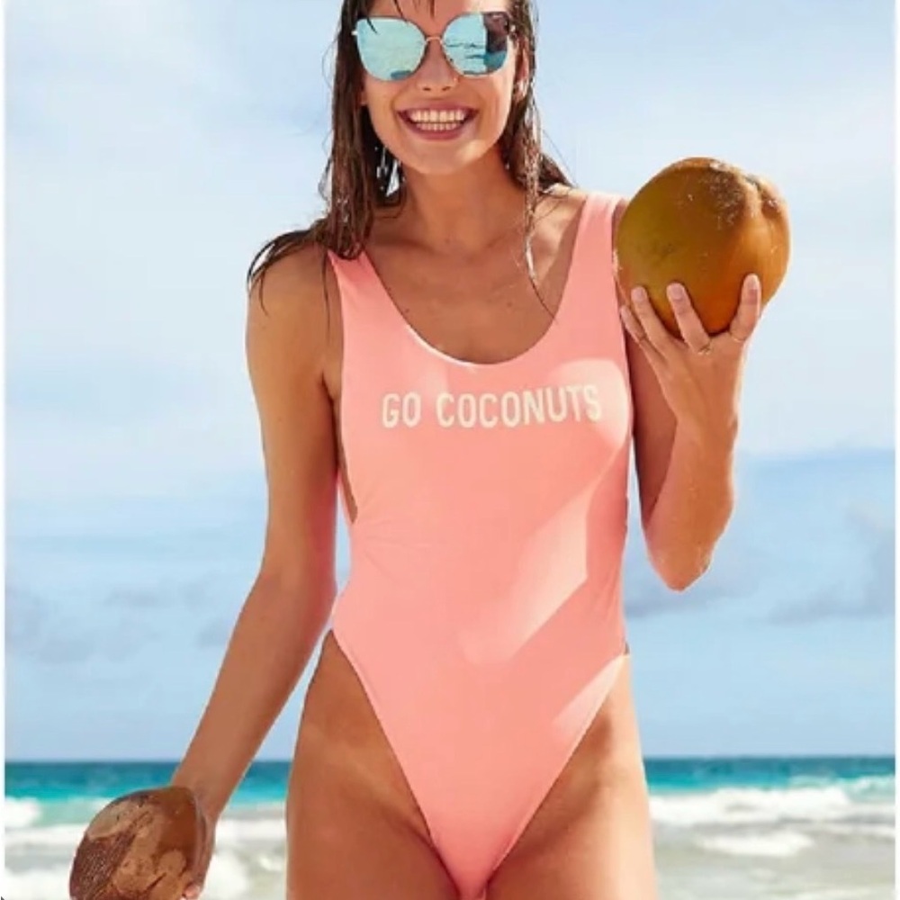 aerie “Go Coconuts” Coral-Pink Scoop One-Piece Swimsuit 🥥🌴